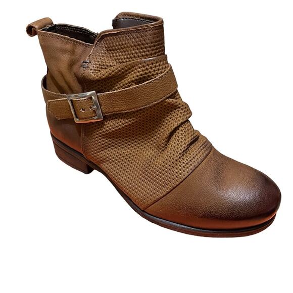Miz Mooz Wide Width Leather Ankle Boots with Buckle Suzy Hazelnut EU 37 NIB - Picture 6 of 13